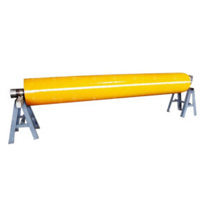 Paper machine Coating roller